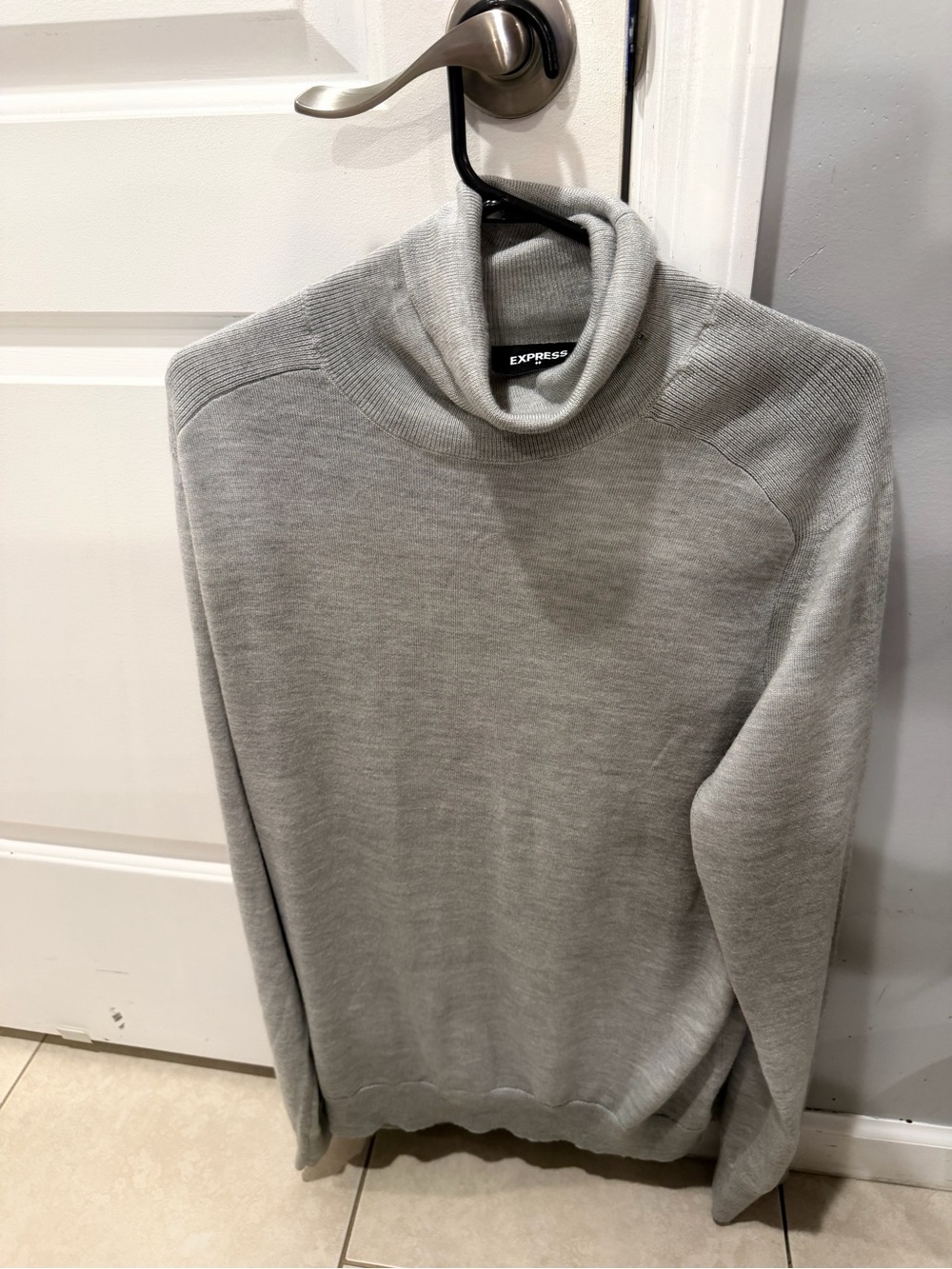 Express Men’s Gray Turtleneck Sweater
